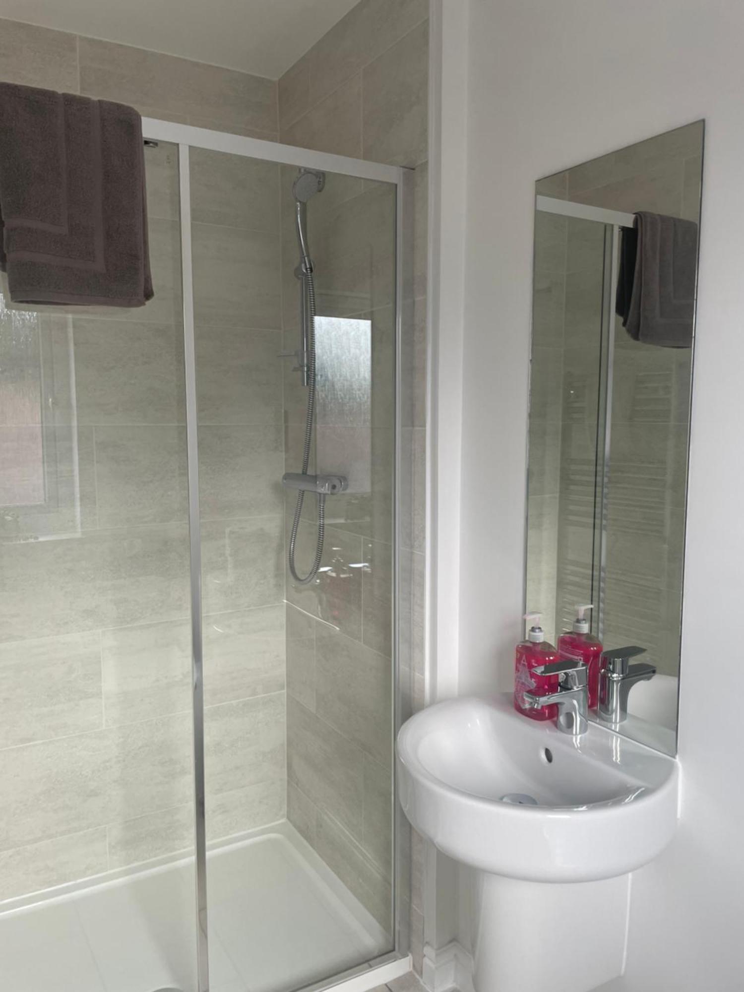 Holiday home Double En-suite With Free Parking