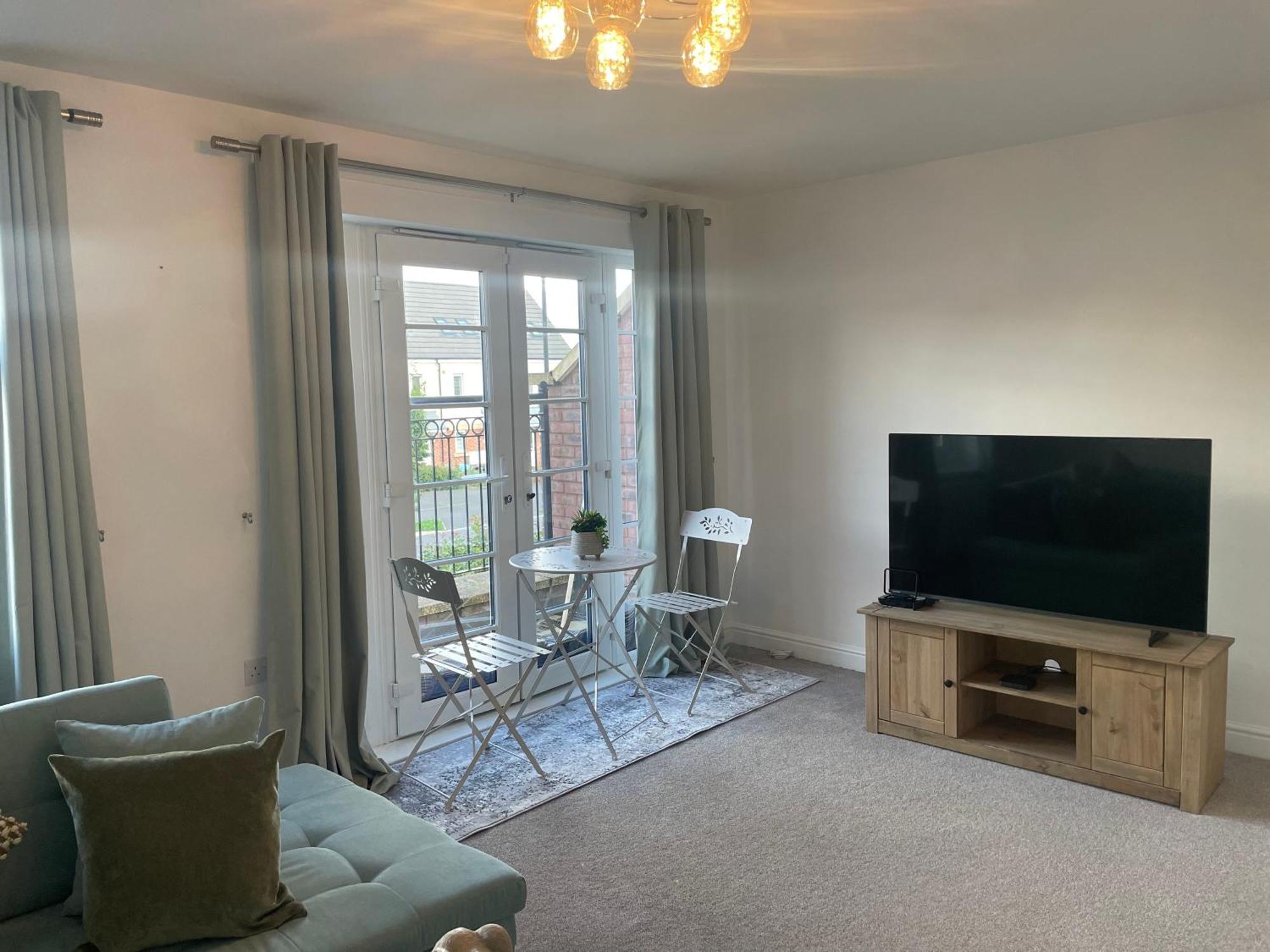 Double En-suite With Free Parking *